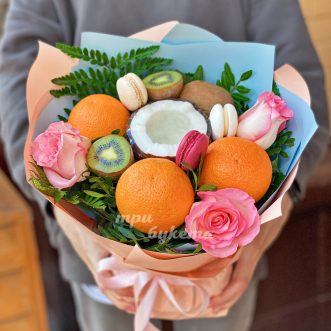 Букет из апельсинов и кокоса